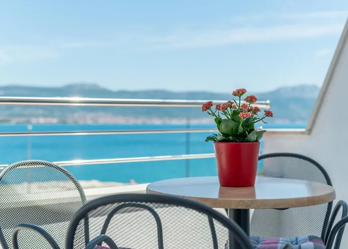 Апартаменти Batela *